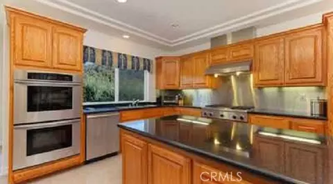 Kitchen - 44952 Vista Del Mar, Temecula, CA 92590 photo 1 of 4