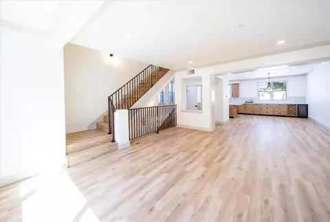 Living - 10121 W Amber Ct, Tujunga, CA 91042 photo 4 of 4