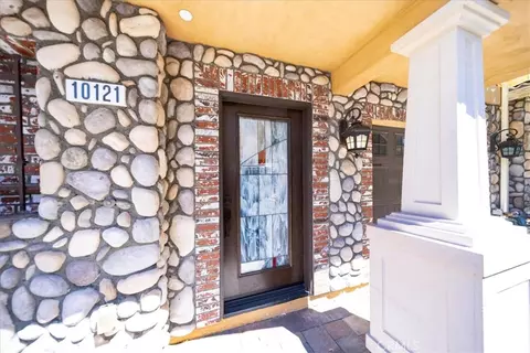 Other - 10121 W Amber Ct, Tujunga, CA 91042 photo 2 of 17