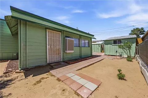 19126 Hinton St, Hesperia, CA 92345 photo 37