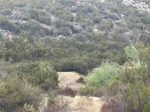 8 Wiley Rd, Hemet, CA 92544 photo 4