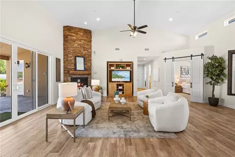 Living - 38141 Seneca Cir, Temecula, CA 92592 photo 2 of 4