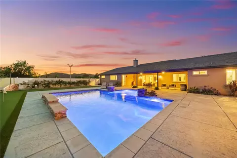Exterior - 38141 Seneca Cir, Temecula, CA 92592 photo 11 of 23