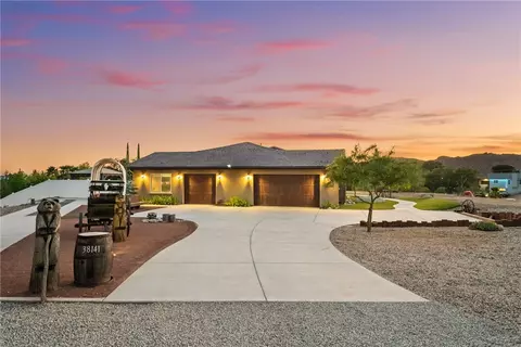 Exterior - 38141 Seneca Cir, Temecula, CA 92592 photo 3 of 23
