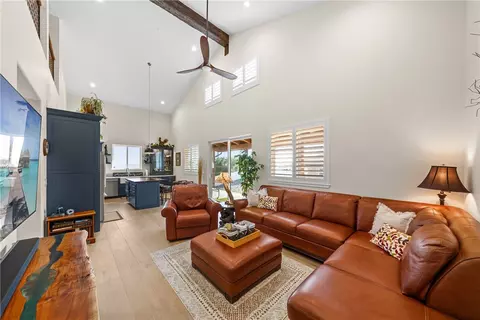Living - 38141 Seneca Cir, Temecula, CA 92592 photo 3 of 4