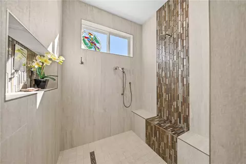 Bath - 38141 Seneca Cir, Temecula, CA 92592 photo 8 of 9