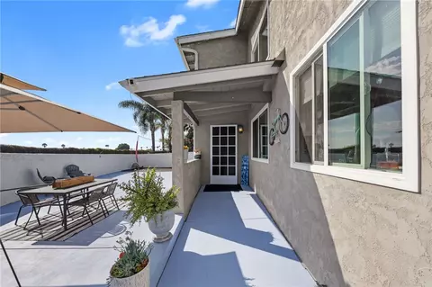 Exterior - 1716 Soto St, Oceanside, CA 92054 photo 8 of 10