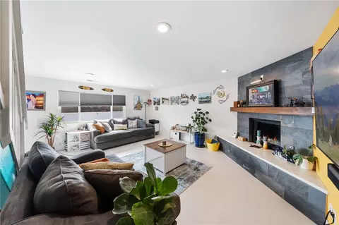 Living - 1716 Soto St, Oceanside, CA 92054 photo 2 of 2