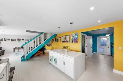 Entry Way - 1716 Soto St, Oceanside, CA 92054 photo 2 of 4