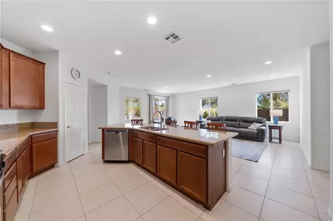 Kitchen - 43044 Greene Cir, Temecula, CA 92592 photo 2 of 3