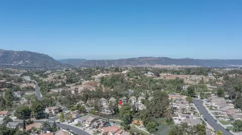 View/Area - 43634 Corte Cabral, Temecula, CA 92592 photo 8 of 11