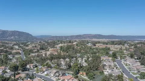 View/Area - 43634 Corte Cabral, Temecula, CA 92592 photo 9 of 11