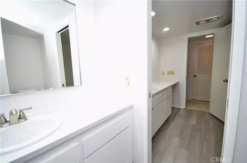 Bath - 3404 Oak Cliff Dr #3, Fallbrook, CA 92028 photo 4 of 4