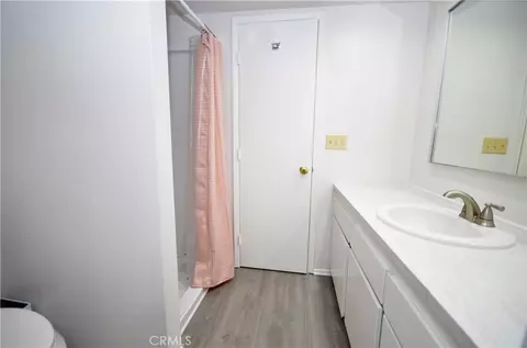 Bath - 3404 Oak Cliff Dr #3, Fallbrook, CA 92028 photo 3 of 4