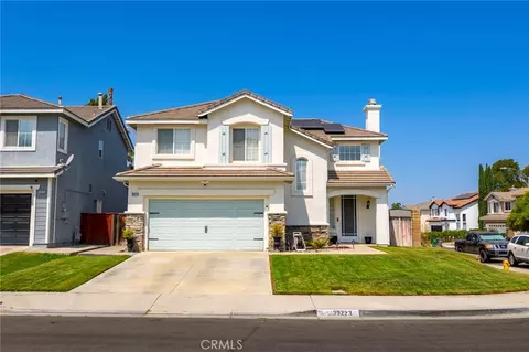 Exterior - 39223 Devotion Ln, Murrieta, CA 92563 photo 2 of 5