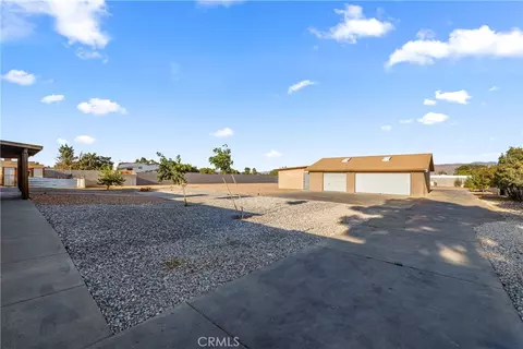 Exterior - 8811 7th Ave, Hesperia, CA 92345 photo 3 of 7