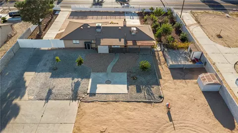 View/Area - 8811 7th Ave, Hesperia, CA 92345 photo 1 of 6