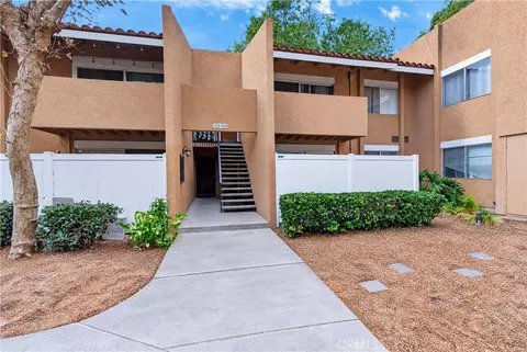 1101 W Macarthur #301, Santa Ana, CA 92707