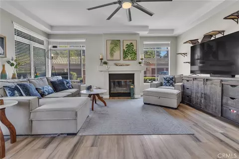 Living - 3535 Cameo Dr #114, Oceanside, CA 92056 photo 2 of 4
