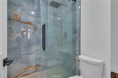Bath - 3535 Cameo Dr #114, Oceanside, CA 92056 photo 2 of 3