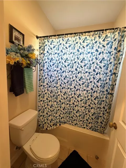 Bath - 371 Plateau Pkwy, Perris, CA 92570 photo 4 of 6