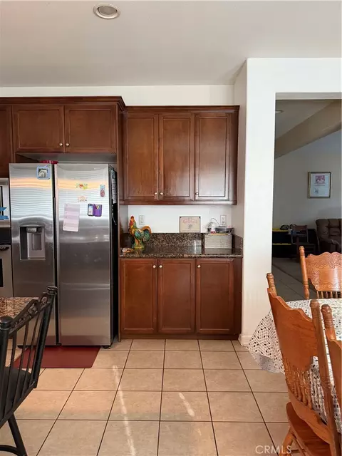 Kitchen - 371 Plateau Pkwy, Perris, CA 92570 photo 2 of 4