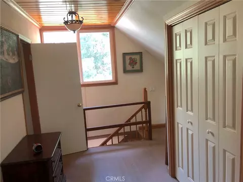 Entry Way - 9112 Torrey Pines Rd, Forest Falls, CA 92339 photo 1 of 1