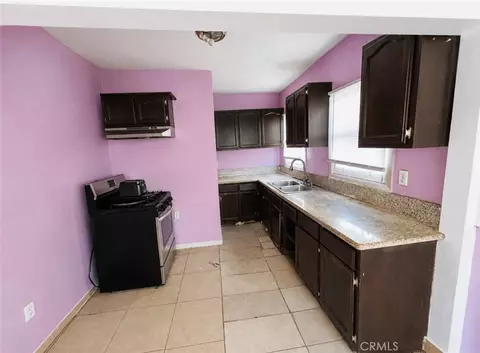 1039 E Chanda Ct, Long Beach, CA 90813 photo 5