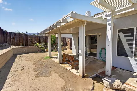 Exterior - 20096 Fallen Leaf Dr, Perris, CA 92570 photo 16 of 18