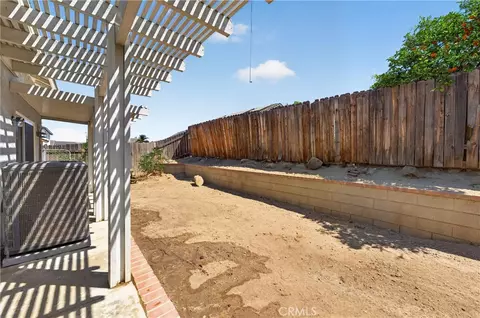 Exterior - 20096 Fallen Leaf Dr, Perris, CA 92570 photo 15 of 18