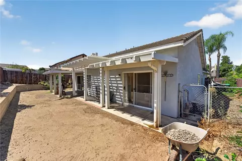 Exterior - 20096 Fallen Leaf Dr, Perris, CA 92570 photo 18 of 18