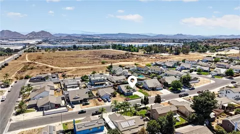 View/Area - 20096 Fallen Leaf Dr, Perris, CA 92570 photo 6 of 7