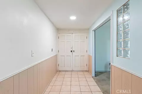 Entry Way - 925 Reed Ter, Escondido, CA 92027 photo 1 of 1