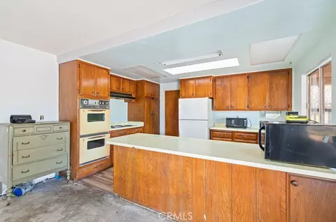 Kitchen - 925 Reed Ter, Escondido, CA 92027 photo 3 of 3