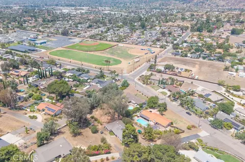 View/Area - 925 Reed Ter, Escondido, CA 92027 photo 13 of 14