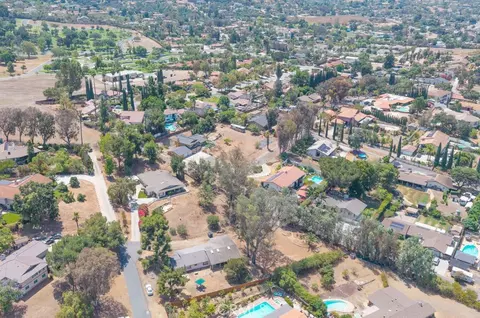 View/Area - 925 Reed Ter, Escondido, CA 92027 photo 10 of 14