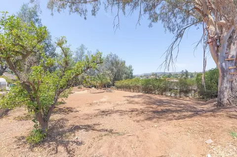 Exterior - 925 Reed Ter, Escondido, CA 92027 photo 2 of 5