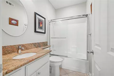 Bath - 32587 Via Destello, Temecula, CA 92592 photo 1 of 4