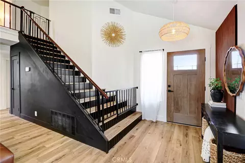 Entry Way - 45286 Esplendor Ct, Temecula, CA 92592 photo 1 of 3