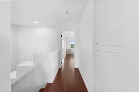 Entry Way - 32903 Charmes Ct, Temecula, CA 92592 photo 3 of 3