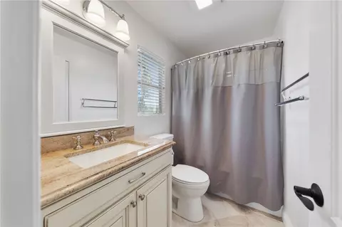Bath - 32903 Charmes Ct, Temecula, CA 92592 photo 4 of 4