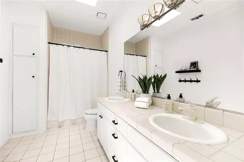 Bath - 34105 Stage, Temecula, CA 92592 photo 5 of 5