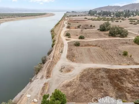 1 Lake Park St, Lake Elsinore, CA 92530