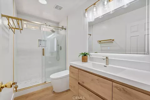 Bath - 32992 Monte, Temecula, CA 92592 photo 1 of 6