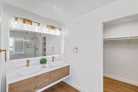 Bath - 32992 Monte, Temecula, CA 92592 photo 5 of 6