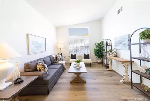 Living - 32646 Iris Ln, Wildomar, CA 92595 photo 1 of 5