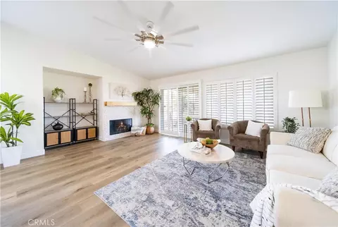 Living - 32646 Iris Ln, Wildomar, CA 92595 photo 3 of 5