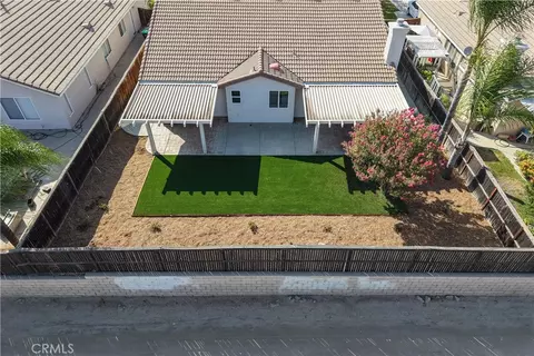 View/Area - 32646 Iris Ln, Wildomar, CA 92595 photo 2 of 5