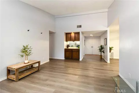 Living - 2115 Flame Tree, Hemet, CA 92545 photo 2 of 5