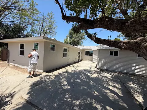 Exterior - 149 W W Grv, Rialto, CA 92376 photo 2 of 5